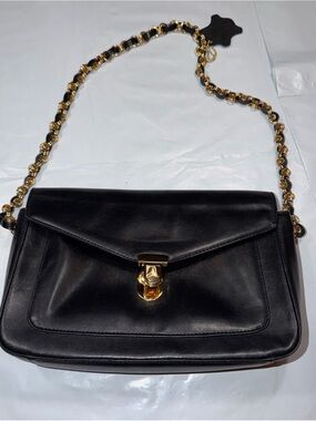 Bloomingdale’s Black Leather Bag Gold Buckle Chain Shoulder Strap Purse Vintage